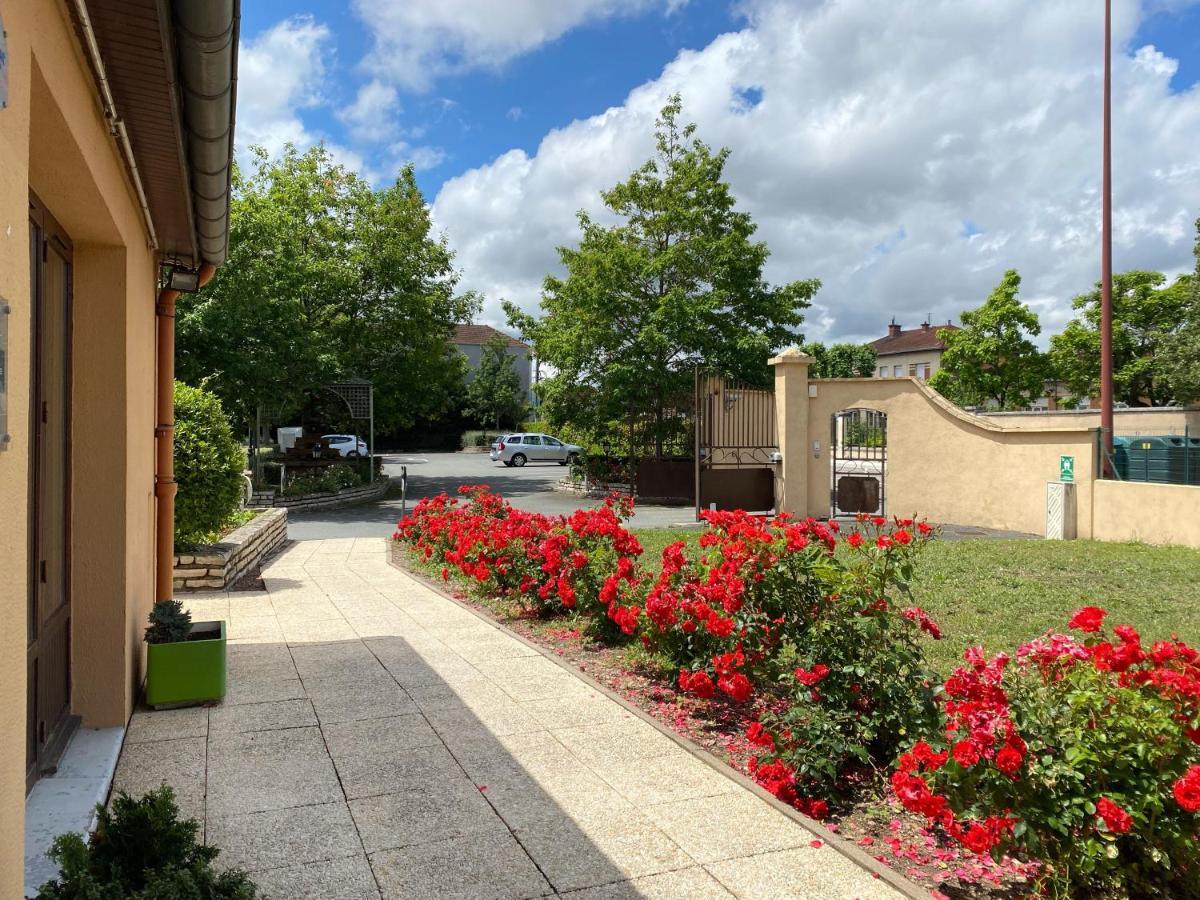 Kyriad Direct Roanne Hotel&Restaurant Exterior foto