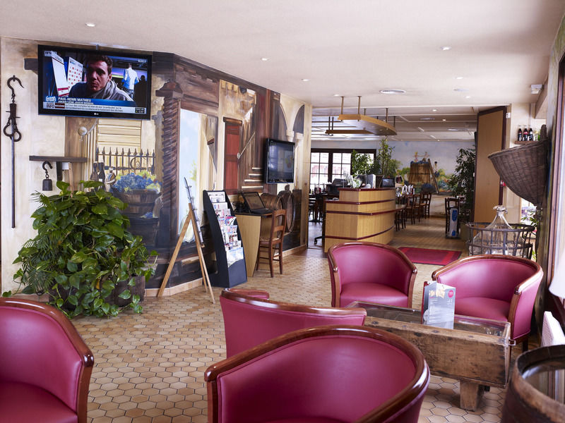 Kyriad Direct Roanne Hotel&Restaurant Exterior foto